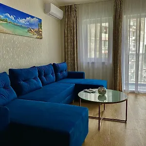 https://avrora.varna-hotels.com